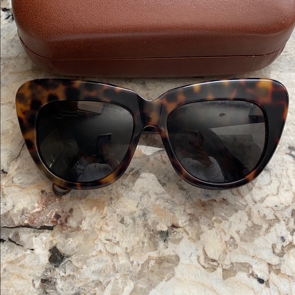 illesteva Sunglasses in Brigitte
